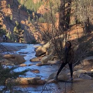 Meet your Posher, Aideé